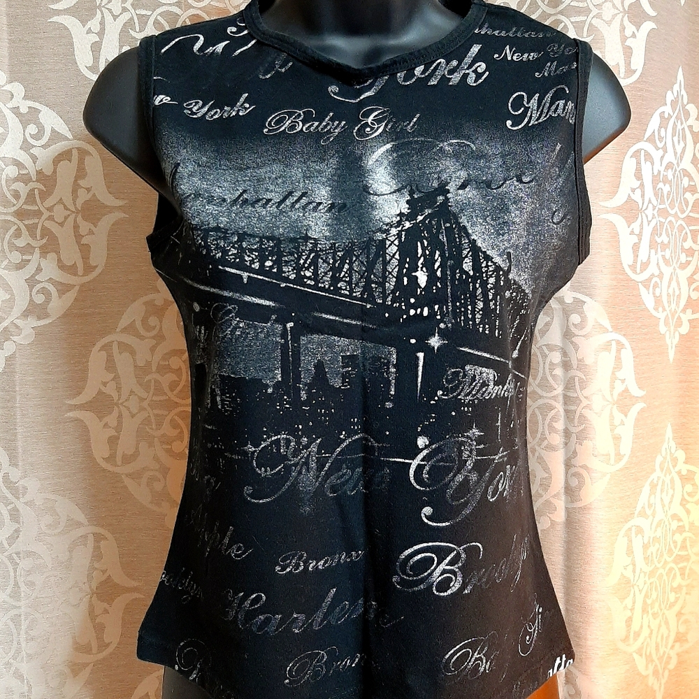 Brooklyn Bridge Graphic Tank Top